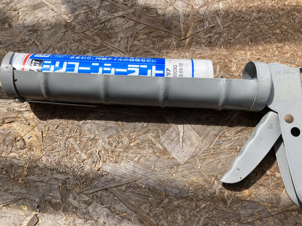 シリコンコシーラント